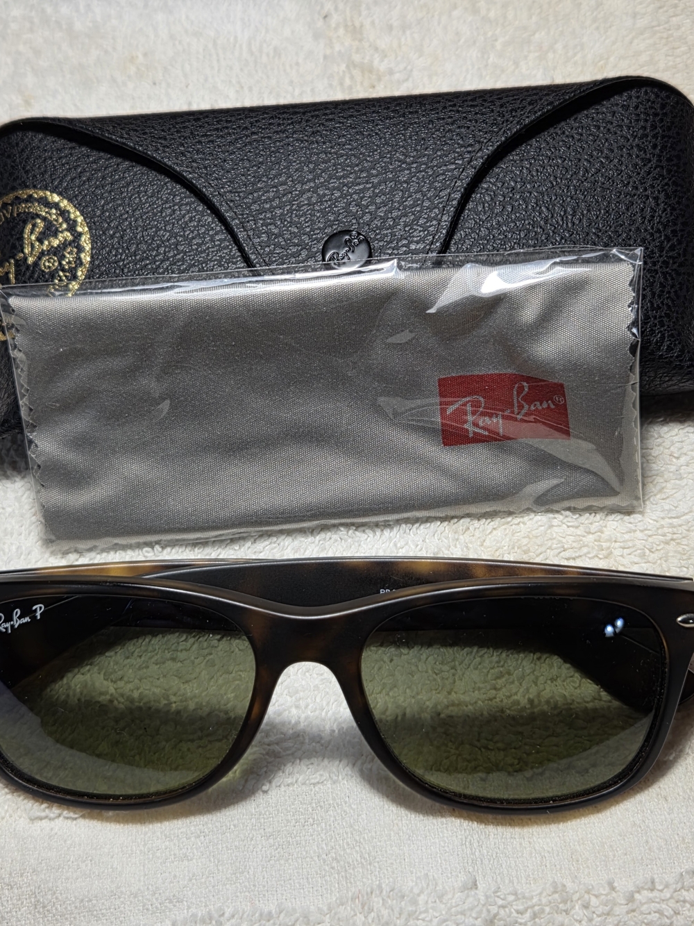 Ray-Ban New Wayfarer Sunglasses in Tortoise with Green Lenses